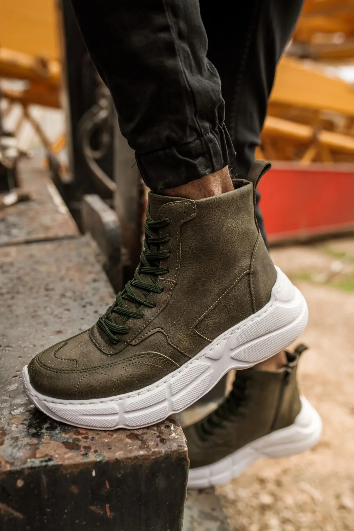 Khaki Mid Top Sneaker CH077